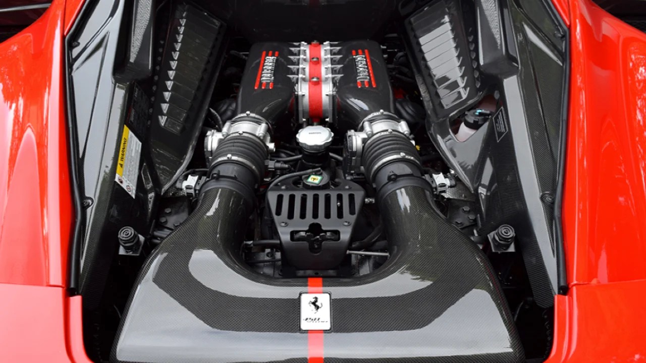 Двигатель Ferrari F136