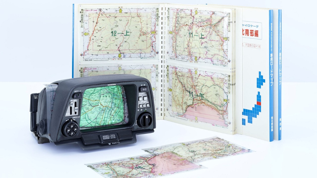 Первая в мире навигационная система Honda с картами