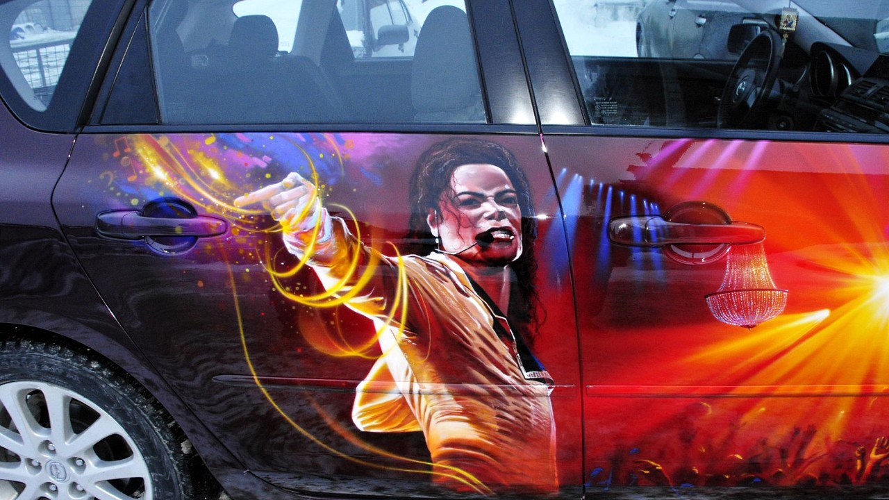 Майкл Джексон. Рисунок на автомобиле