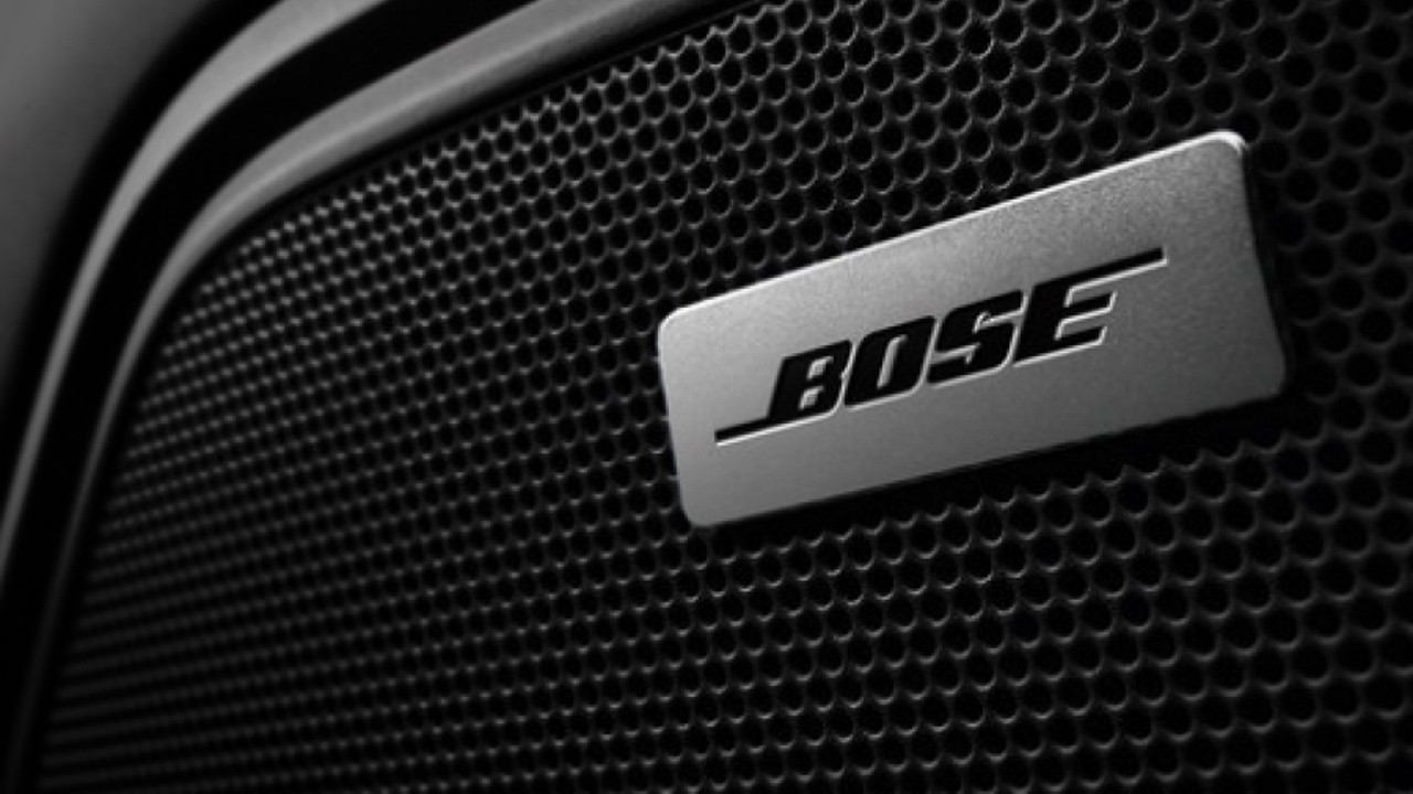 Автомобильная аудиосистема Bose