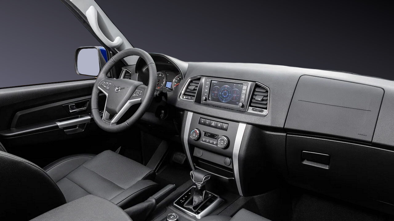 Неужели новый УАЗ «Патриот» лучше подержанного Toyota Land Cruiser?