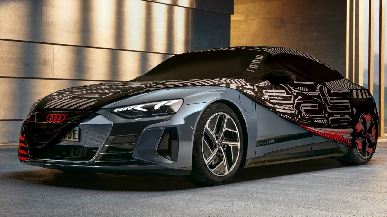 Для Audi e-tron GT разработали фирменный чехол