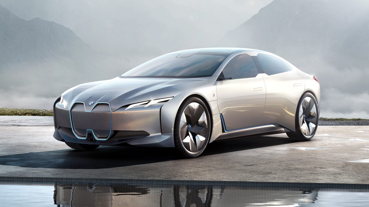 BMW не планирует производить электромобили с запасом хода более 600 километров