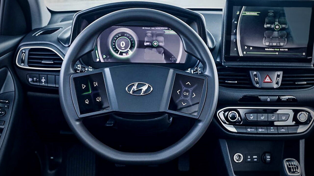 Hyundai разрабатывает высокотехнологичное рулевое колесо