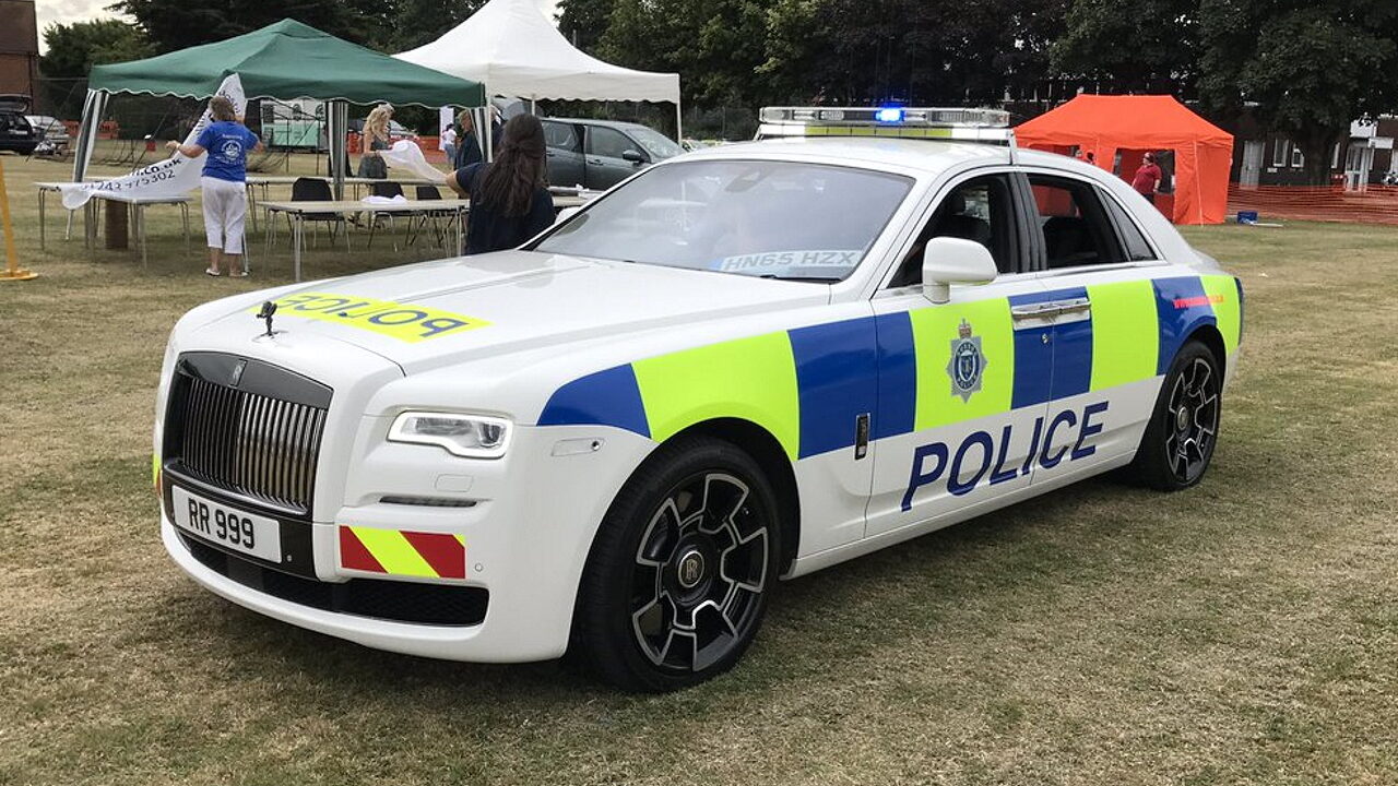 Необычные автомобили британской полиции