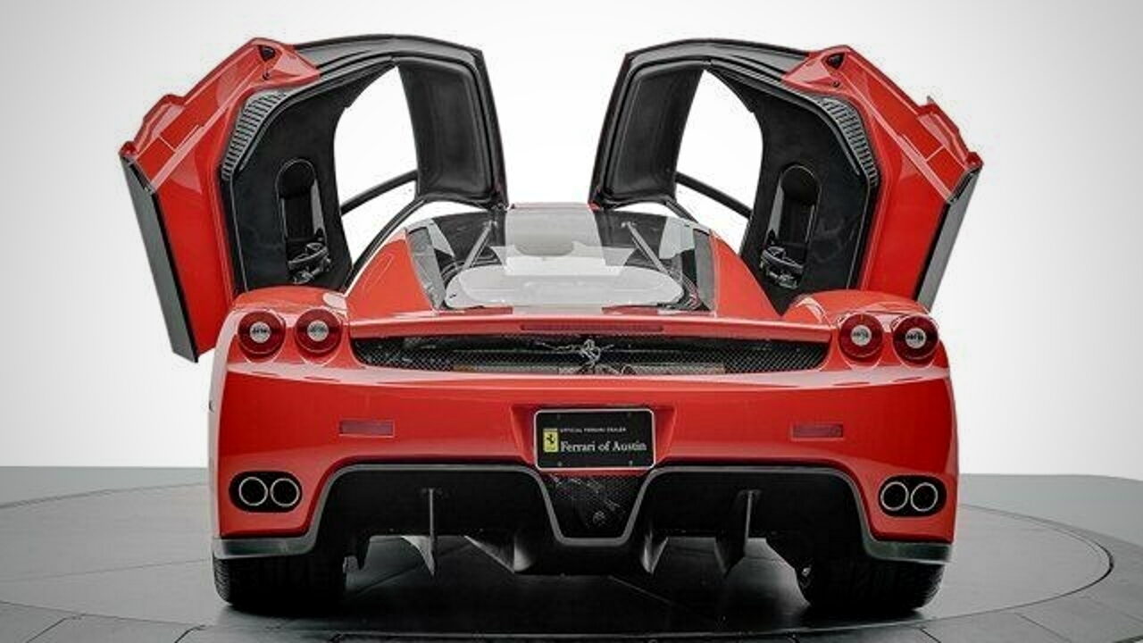 В США за подержанный Ferrari Enzo просят ,4 миллиона