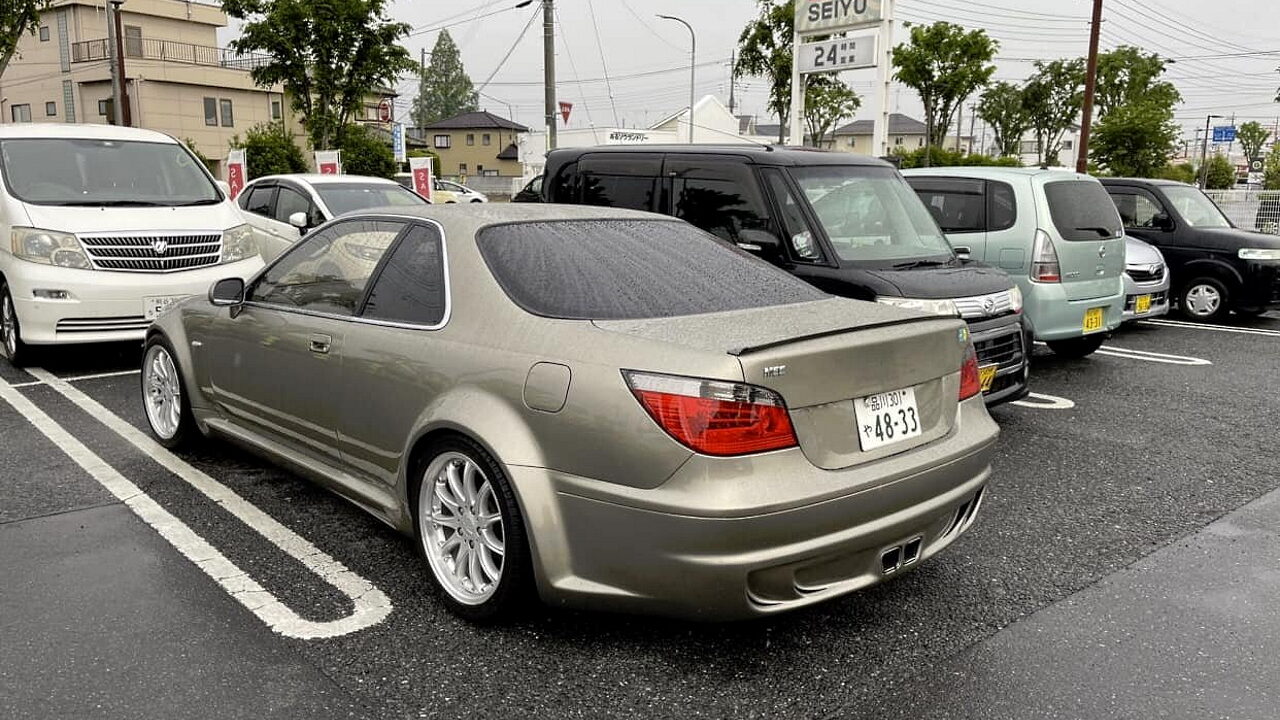 Японец оснастил автомобиль Acura оптикой от BMW
