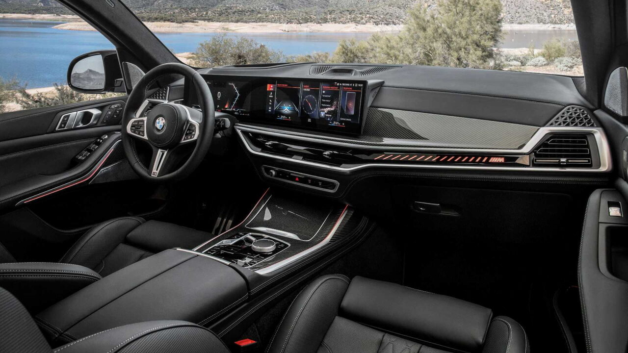 Обновлённый BMW X7 показали официально