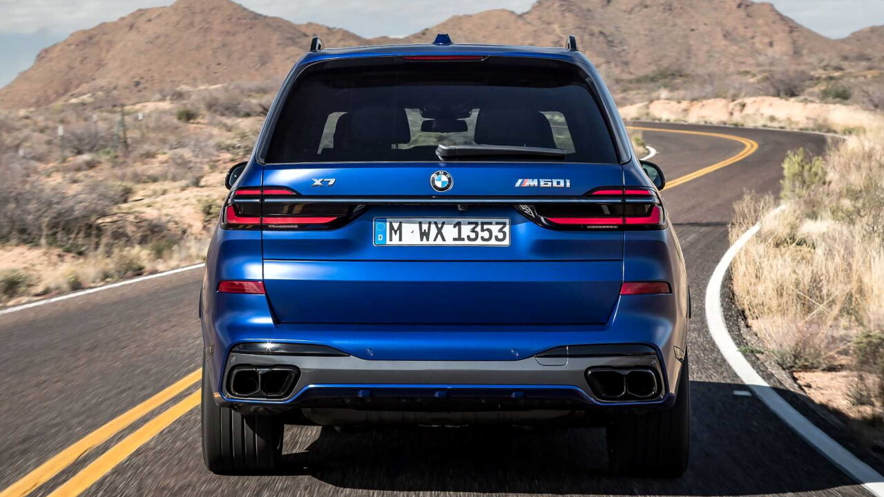 Обновлённый BMW X7 показали официально