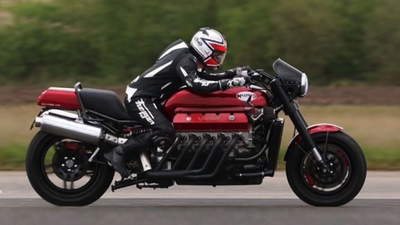 The American built a 500-horsepower motorcycle with an engine from the Dodge Viper GTS