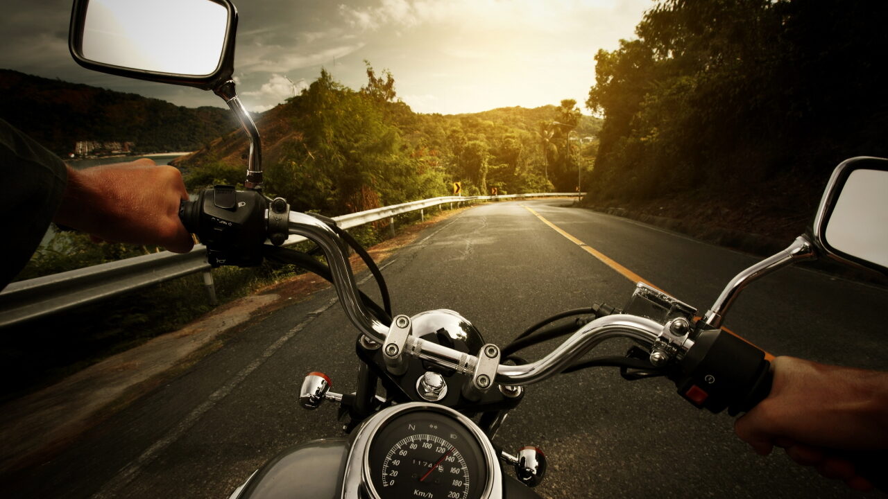 Британские учёные выяснили, что мотоциклисты видят дорогу иначе, нежели автомобилисты