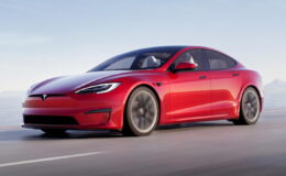 Tesla Model S Plaid удалось разогнать до 350 километров в час