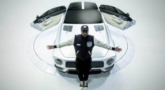 Американский хип-хоп исполнитель построил автомобиль своей мечты